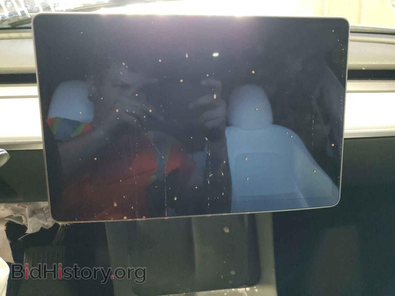 2022 TESLA MODEL Y - VIN: 7SAYGDEE8NF331916 - Photo 9