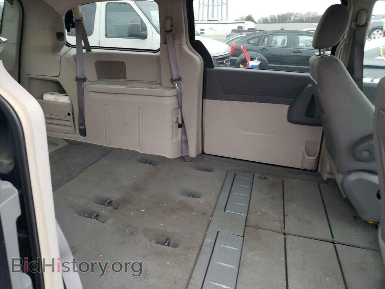 2008 CHRYSLER MINIVAN - VIN: 2A8HR44H78R628258 - Фото 6