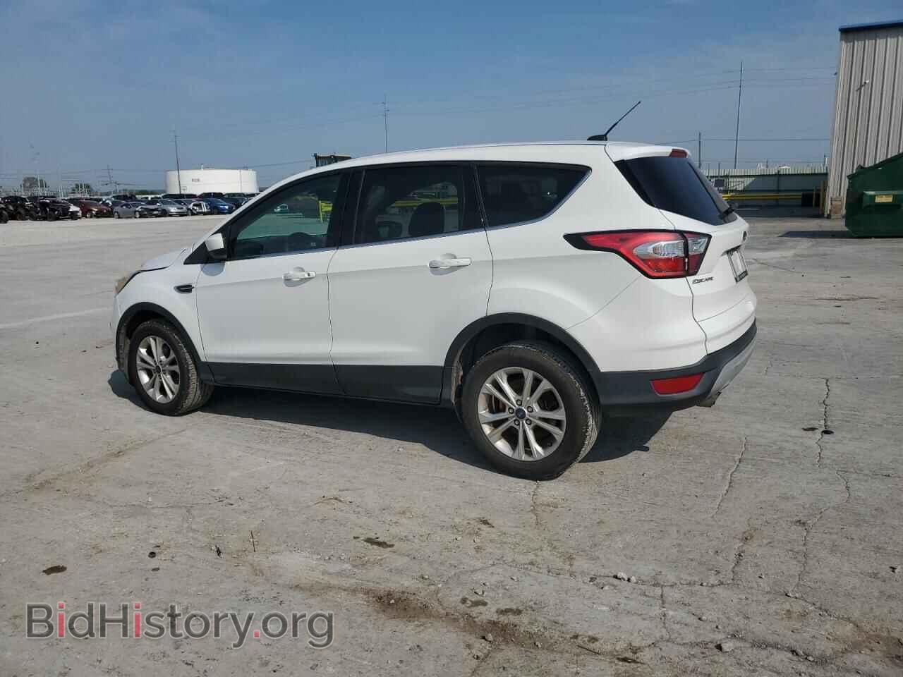 2017 FORD ESCAPE - VIN: 1FMCU0GD2HUC77095 - Фото 2