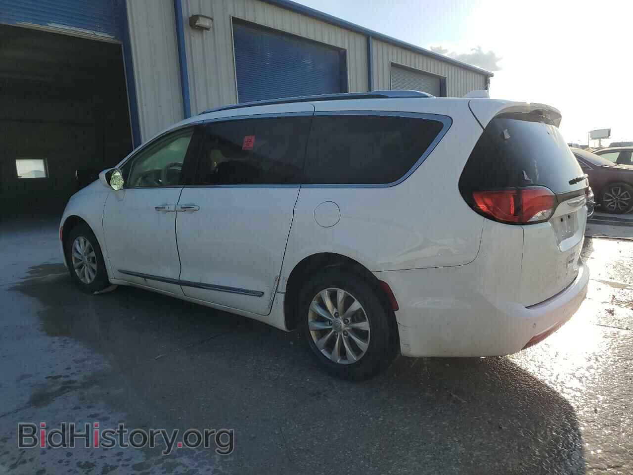2019 CHRYSLER PACIFICA - VIN: 2C4RC1BG7KR732388 - Фото 2