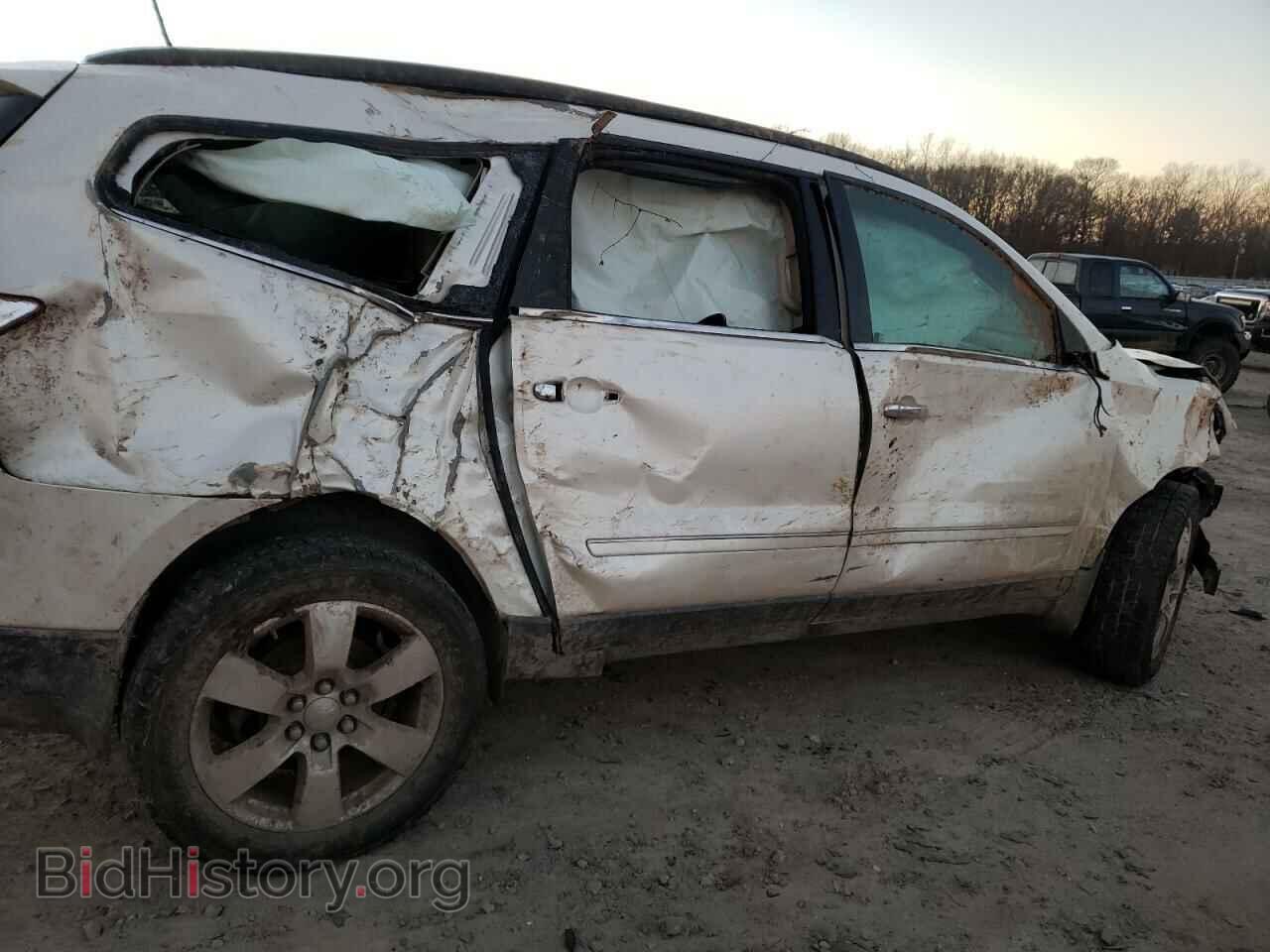 2011 CHEVROLET TRAVERSE - VIN: 1GNKRLED7BJ266910 - Фото 9