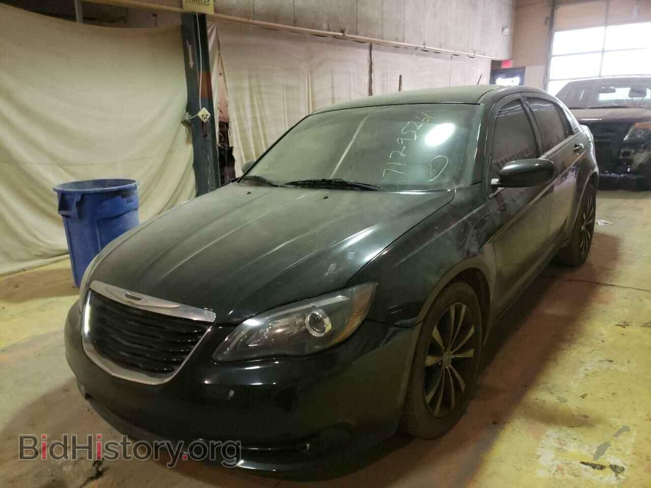 2012 CHRYSLER 200 - VIN: 1C3CCBBG2CN330020 - Фото 2