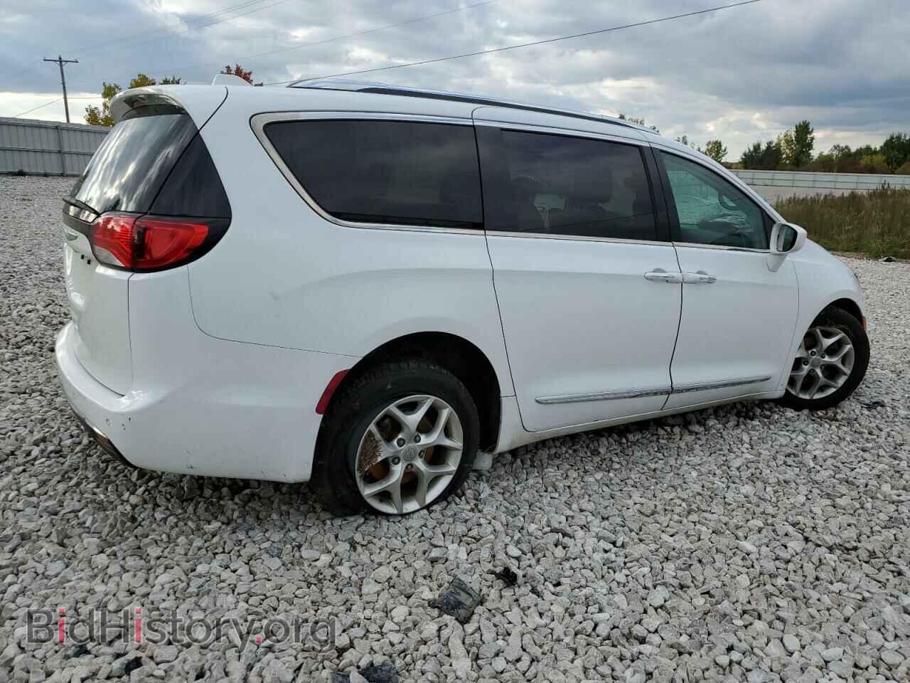 2017 CHRYSLER PACIFICA - VIN: 2C4RC1EG0HR754494 - Фото 3