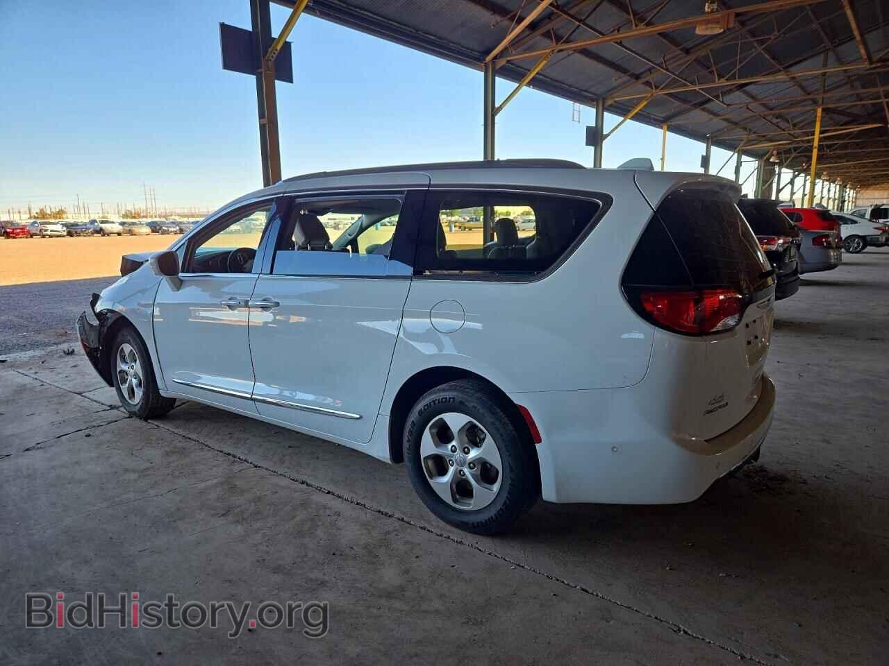 2017 CHRYSLER PACIFICA - VIN: 2C4RC1EG0HR764166 - Photo 2