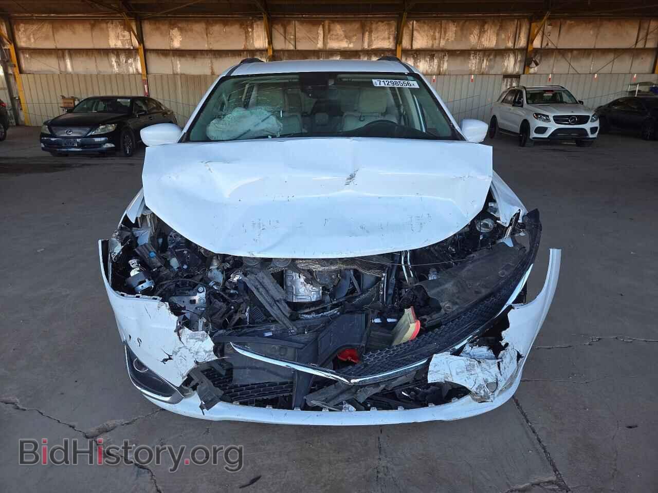 2017 CHRYSLER PACIFICA - VIN: 2C4RC1EG0HR764166 - Photo 5