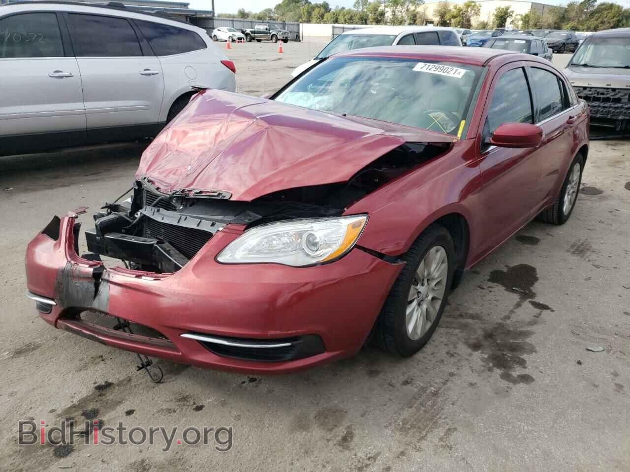 2014 CHRYSLER 200 - VIN: 1C3CCBAG3EN178947 - Фото 2