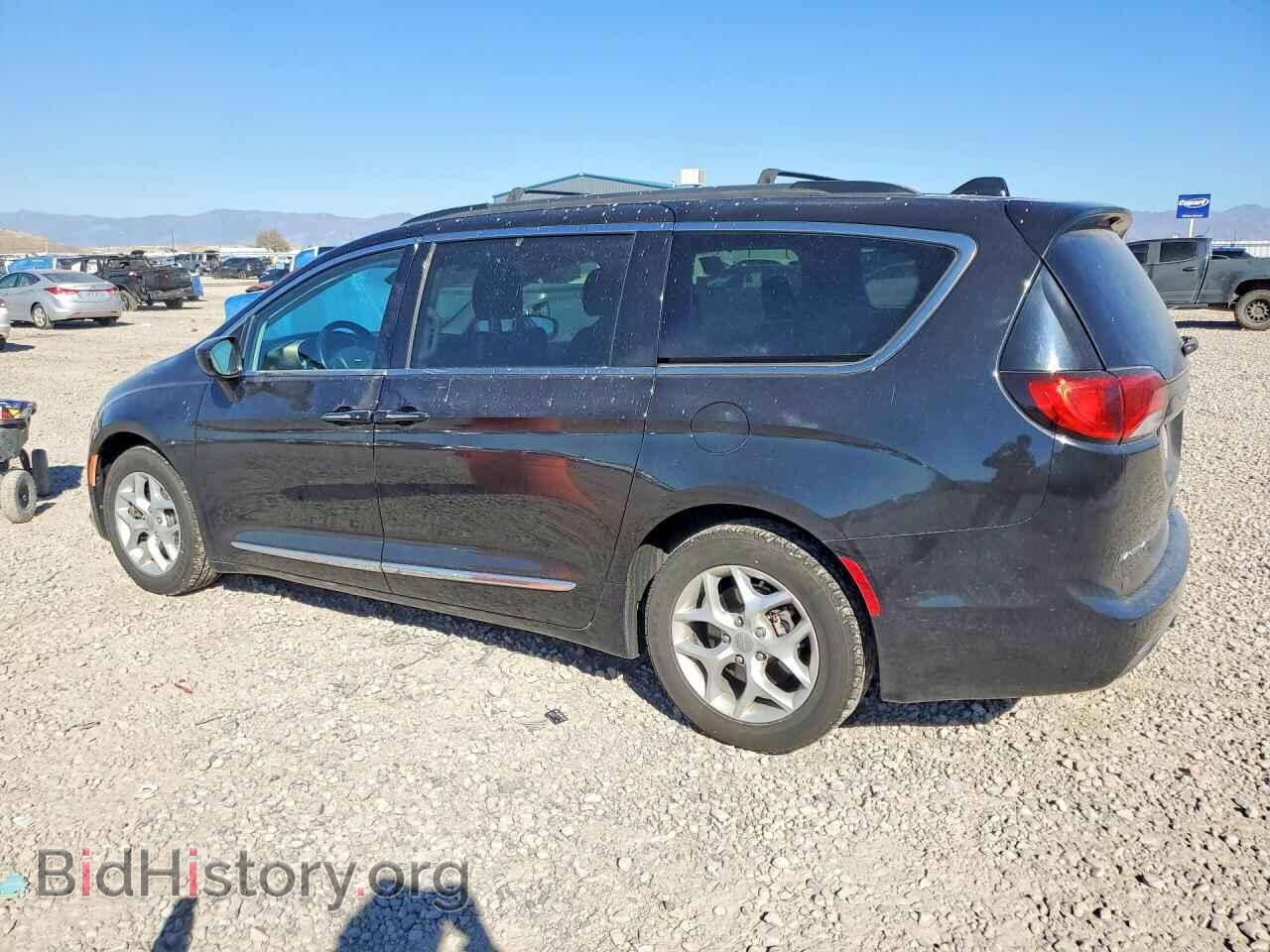 2017 CHRYSLER PACIFICA - VIN: 2C4RC1BG9HR634603 - Photo 2
