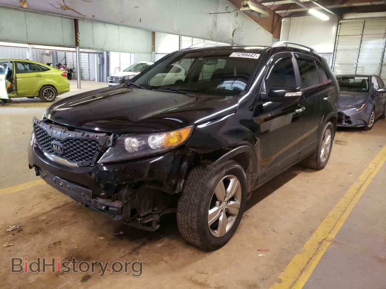 Photo 5XYKUDA27DG412744 - KIA SORENTO 2013