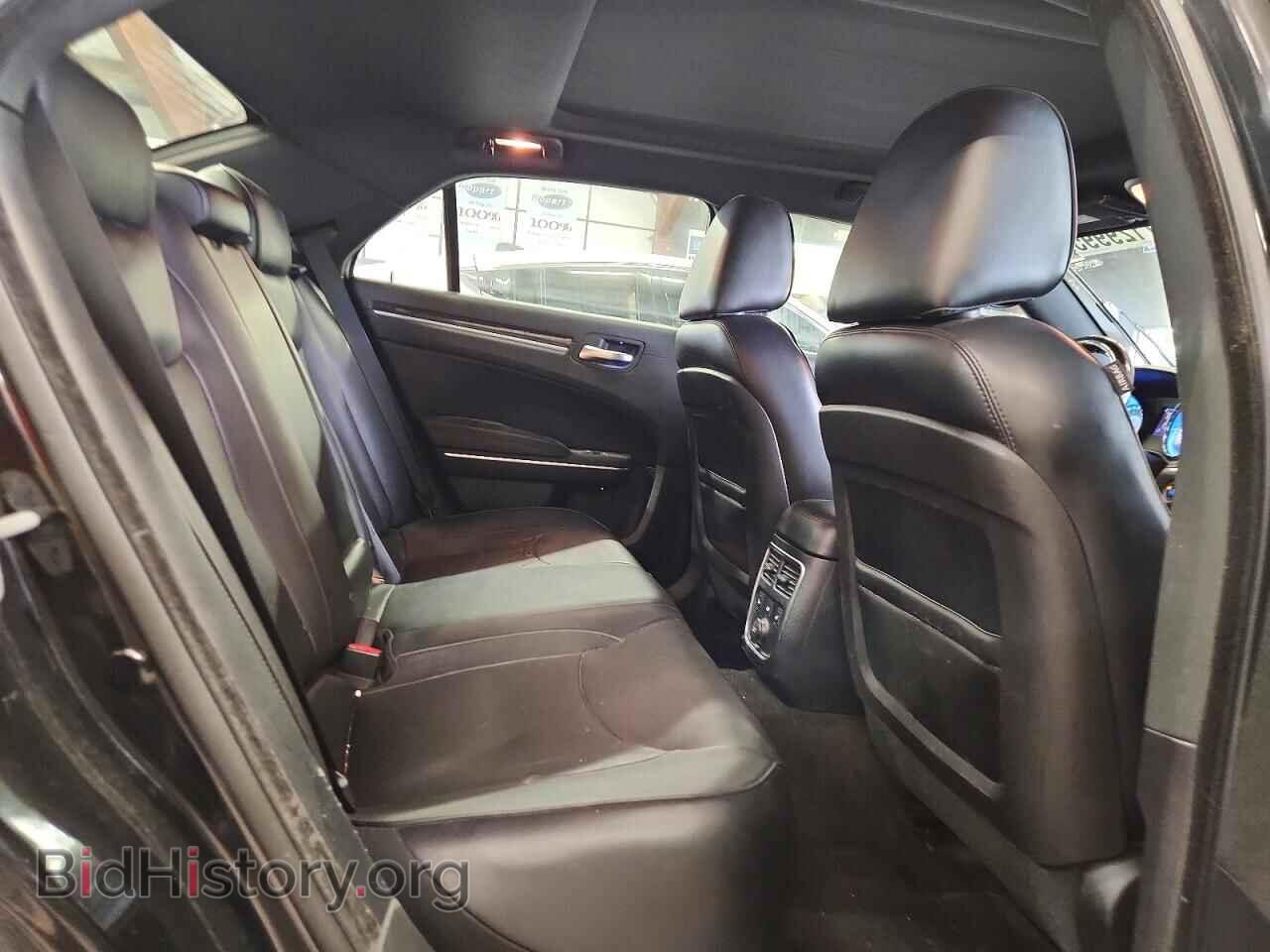 2013 CHRYSLER 300 - VIN: 2C3CCAET0DH666309 - Фото 10