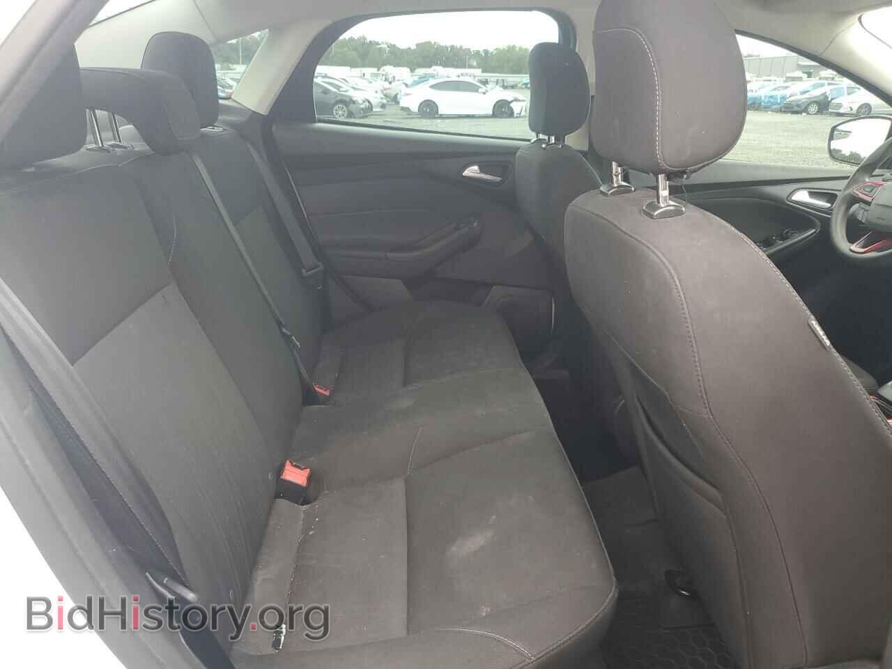 2018 FORD FOCUS - VIN: 1FADP3F2XJL209159 - Photo 10