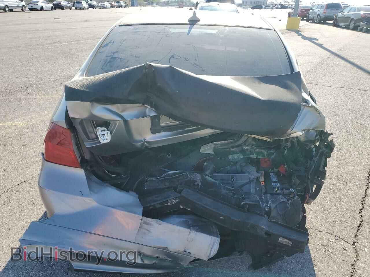 2009 BMW 3 SERIES - VIN: WBAPH575X9NL79981 - Фото 6