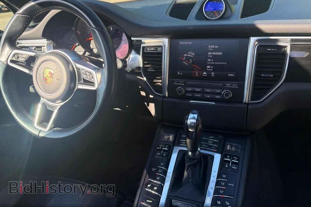 2017 PORSCHE MACAN - VIN: WP1AA2A55HLB05567 - Photo 9
