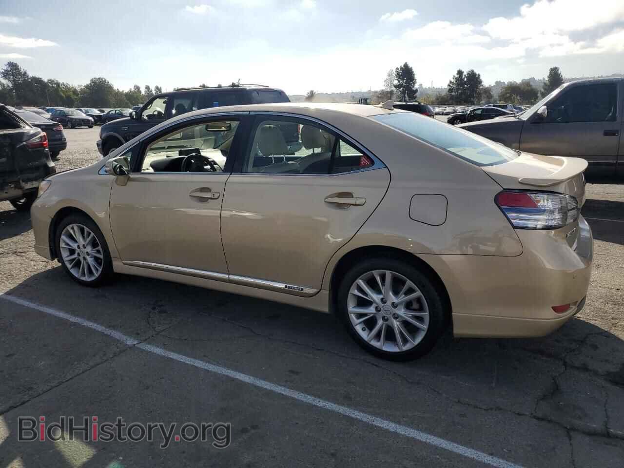 2010 LEXUS HS - VIN: JTHBB1BA7A2000497 - Photo 2
