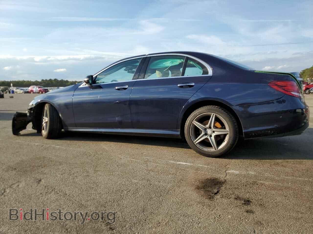 2017 MERCEDES-BENZ E-CLASS - VIN: WDDZF4KB3HA026275 - Фото 2