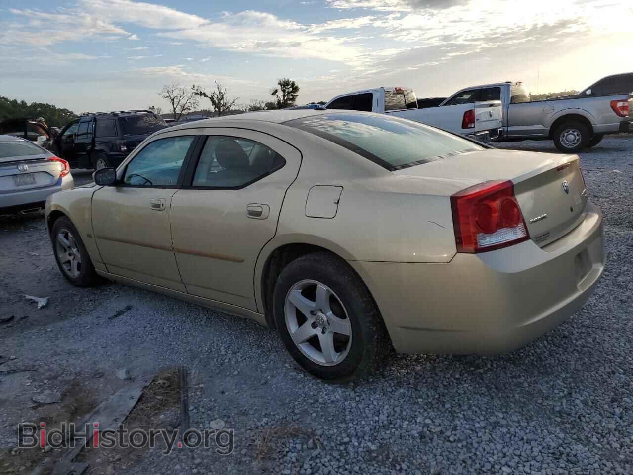 2010 DODGE CHARGER - VIN: 2B3CA3CV4AH187003 - Фото 2