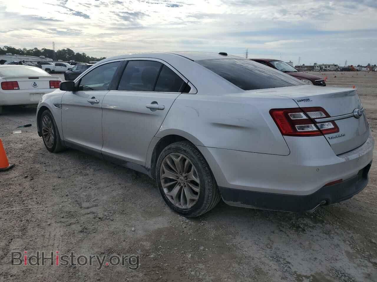 2013 FORD TAURUS - VIN: 1FAHP2F83DG193500 - Фото 2