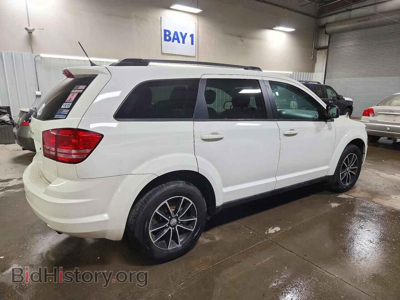 2017 DODGE JOURNEY - VIN: 3C4PDCAB7HT580592 - Фото 3