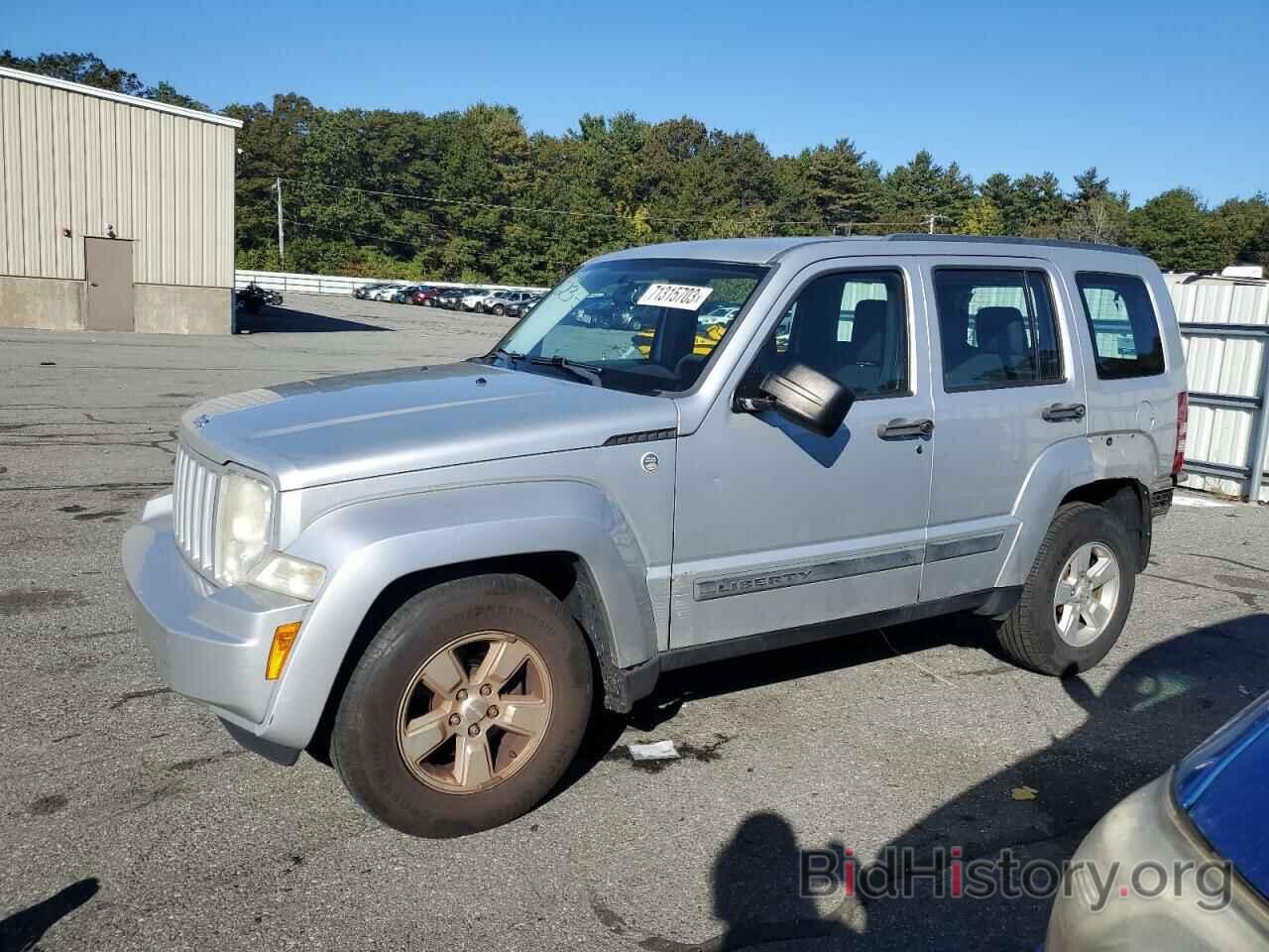 Photo 1J8GN28K29W540082 - JEEP LIBERTY 2009