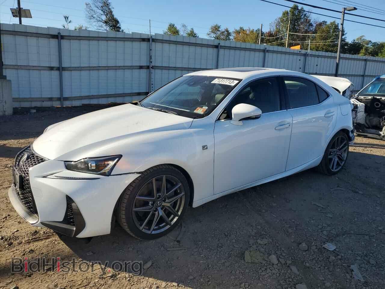 Photo JTHCM1D24H5017979 - LEXUS IS 2017
