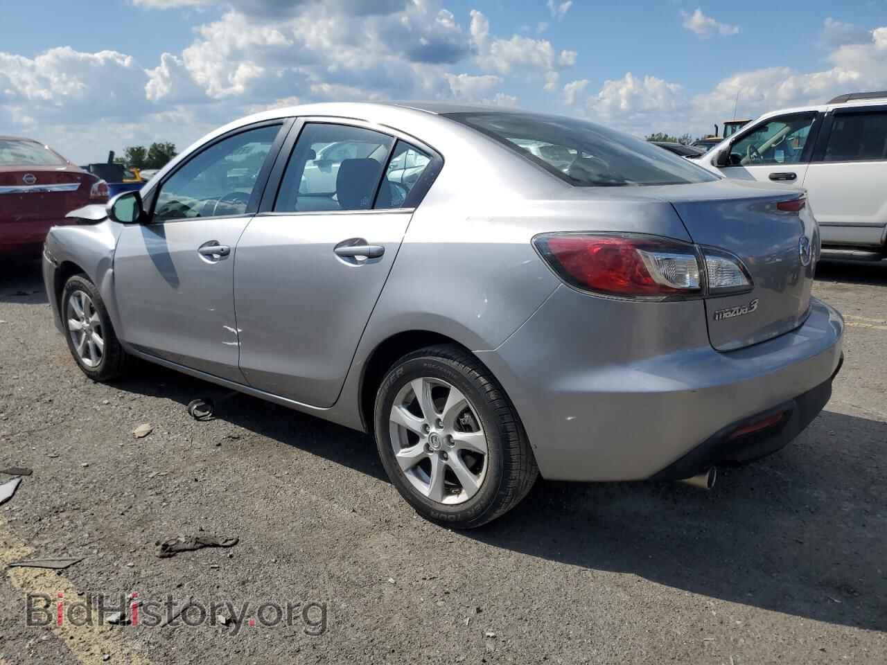 2010 MAZDA 3 - VIN: JM1BL1SG3A1181445 - Фото 2