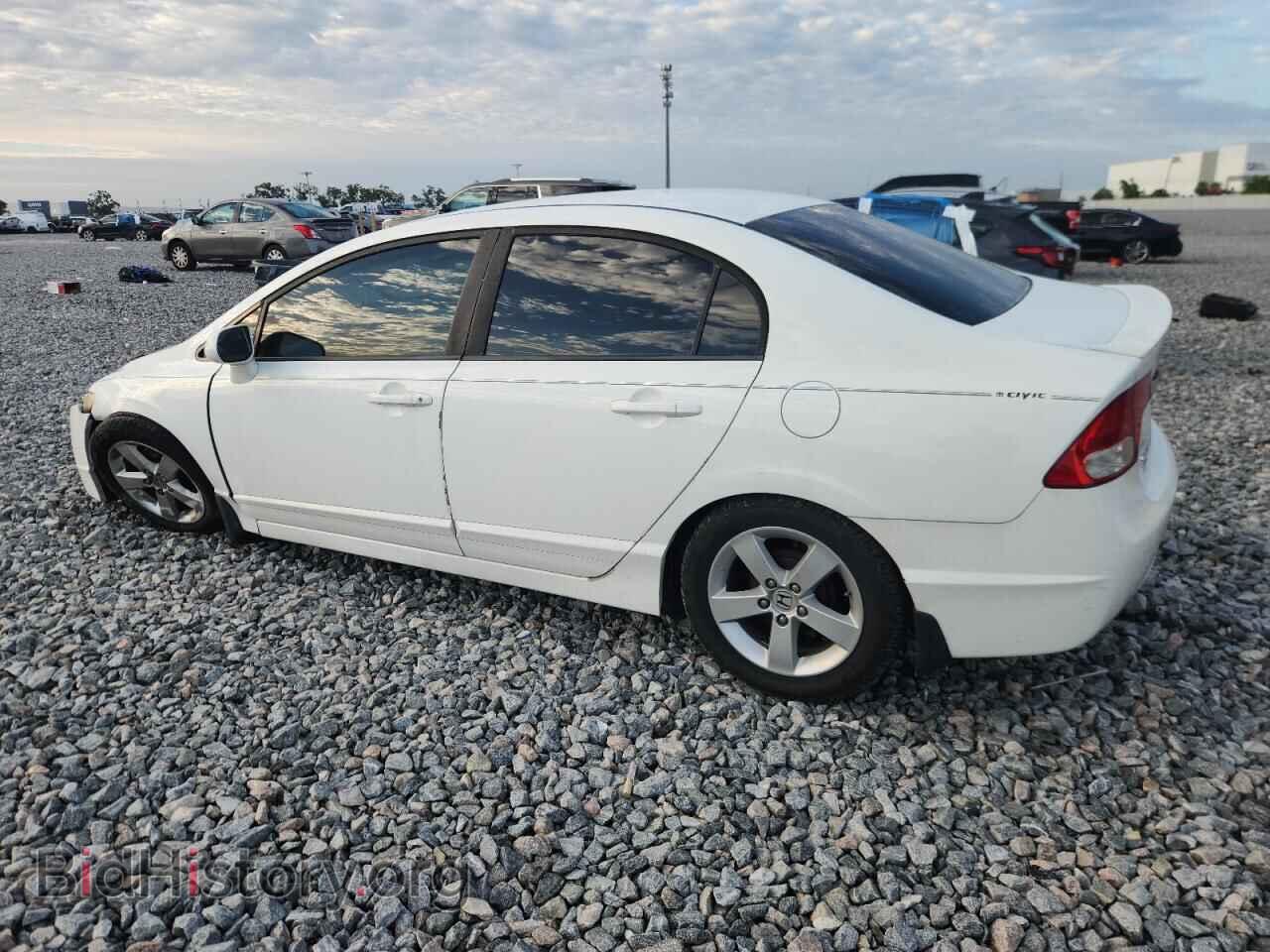 2010 HONDA CIVIC - VIN: 19XFA1F6XAE077931 - Фото 2