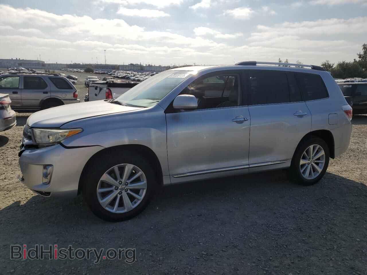 Фотография JTEDC3EH2D2012746 - TOYOTA HIGHLANDER 2013