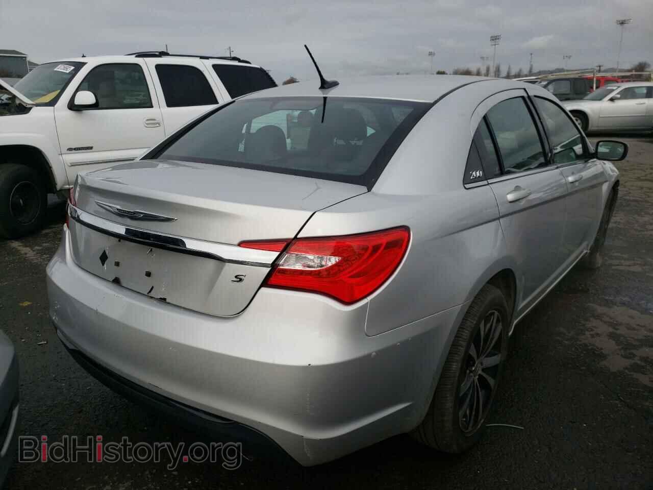 2012 CHRYSLER 200 - VIN: 1C3CCBBG5CN297563 - Фото 4