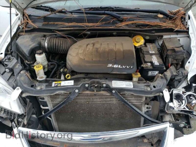 2014 Chrysler MINIVAN (VIN 2C4RC1BG5ER342460) — photo 7 of 10