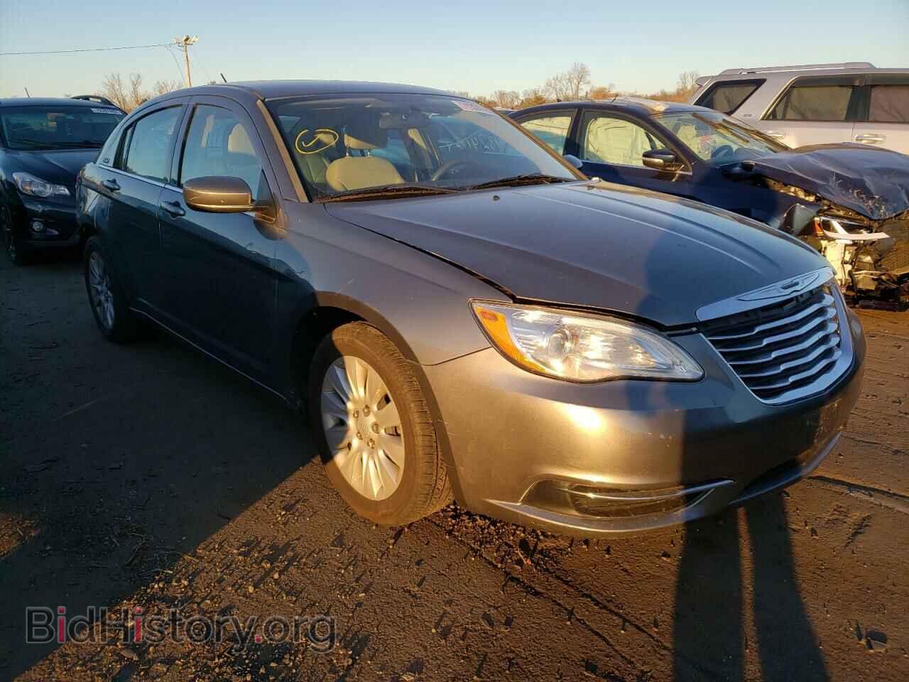 2012 CHRYSLER 200 - VIN: 1C3CCBAB8CN129910 - Фото 4