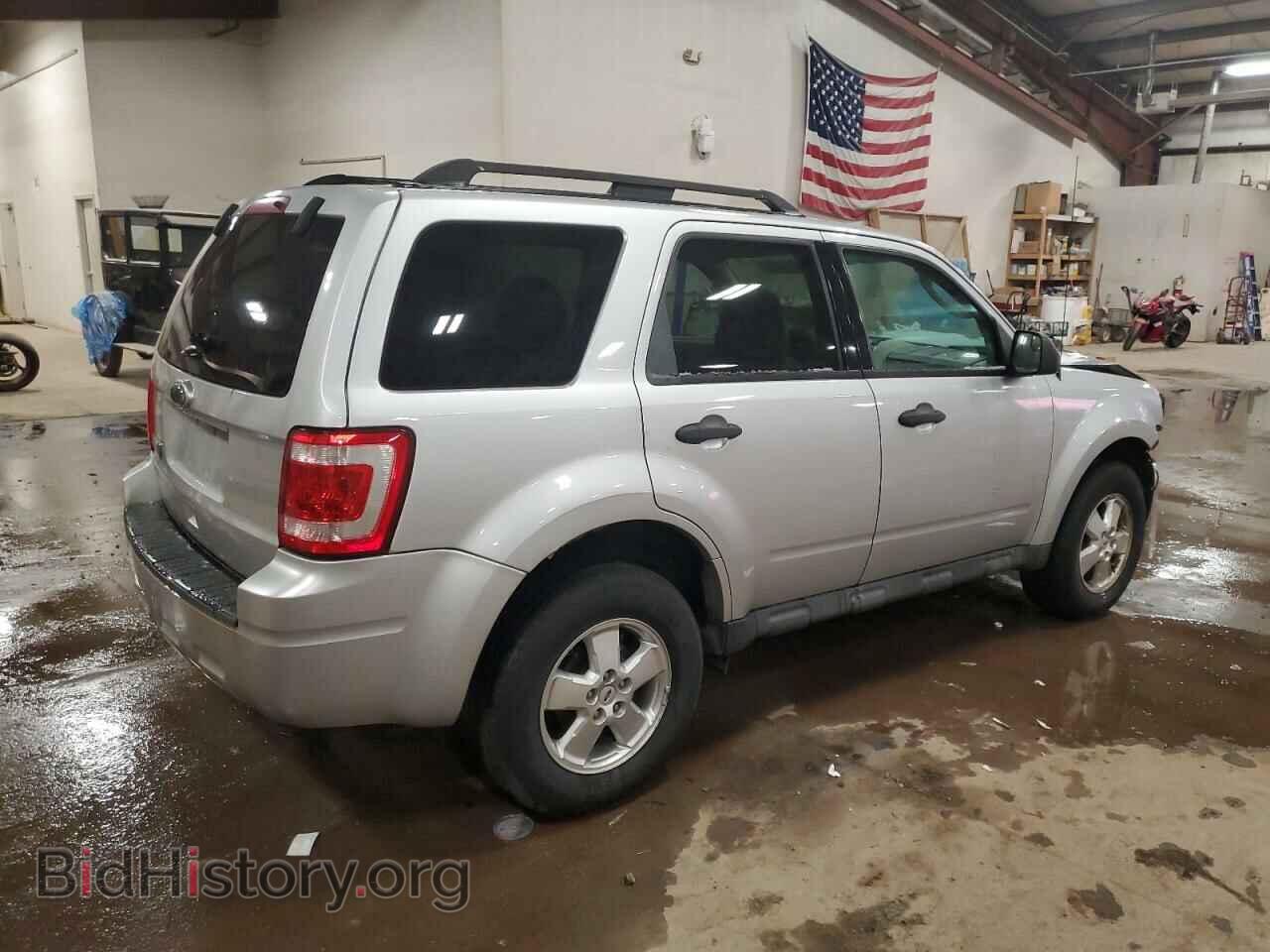 2011 FORD ESCAPE - VIN: 1FMCU9D78BKB19771 - Фото 3