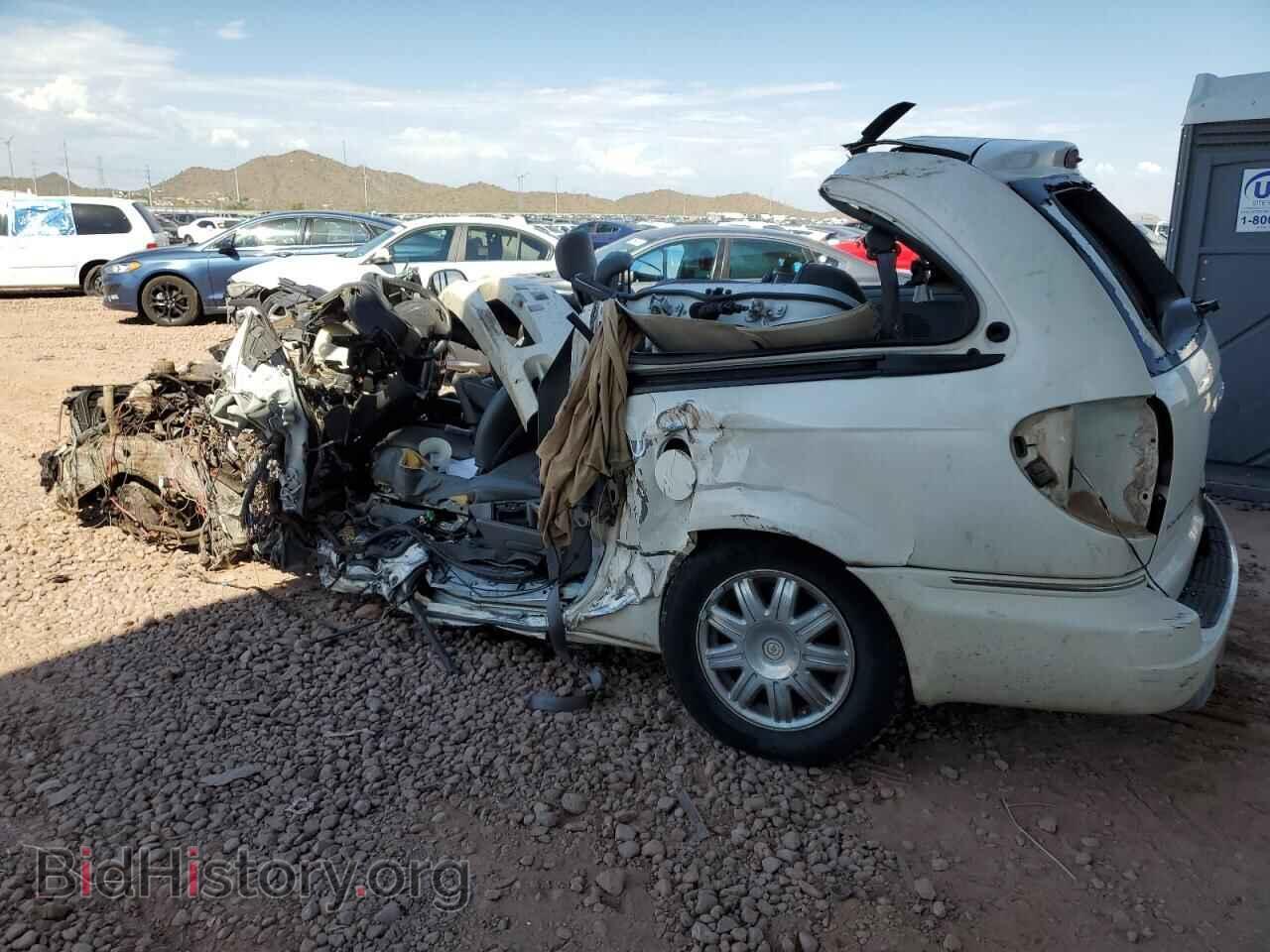 2005 CHRYSLER MINIVAN - VIN: 2C8GP64L25R322894 - Фото 2