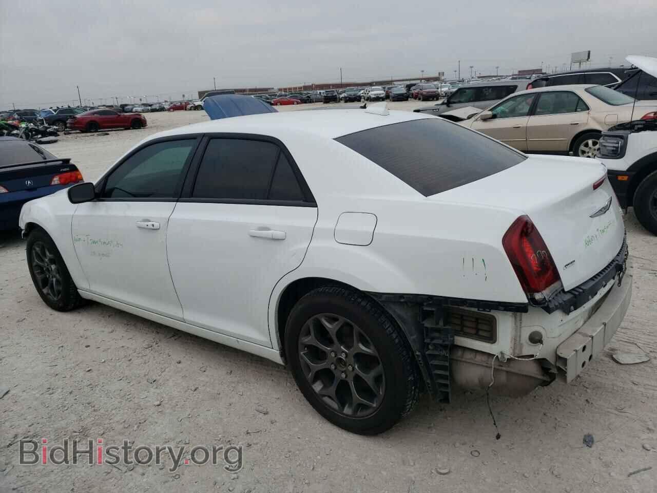 2016 CHRYSLER 300 - VIN: 2C3CCAGG4GH261946 - Фото 2