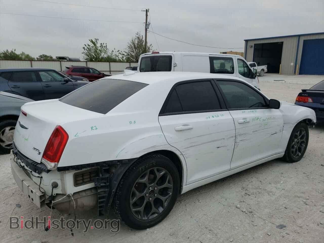 2016 CHRYSLER 300 - VIN: 2C3CCAGG4GH261946 - Фото 3