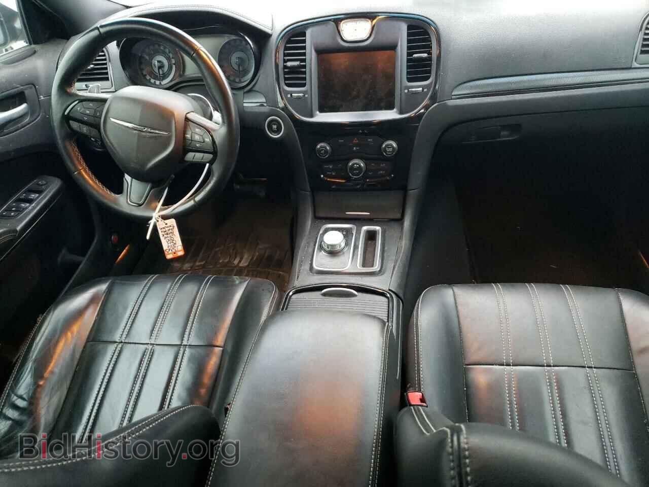 2016 CHRYSLER 300 - VIN: 2C3CCAGG4GH261946 - Фото 8