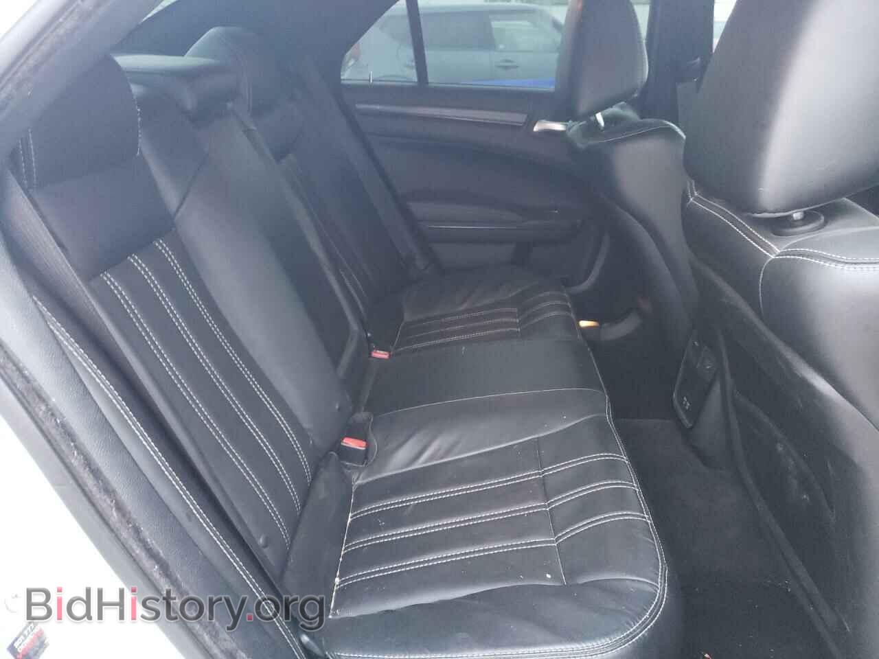 2016 CHRYSLER 300 - VIN: 2C3CCAGG4GH261946 - Фото 10