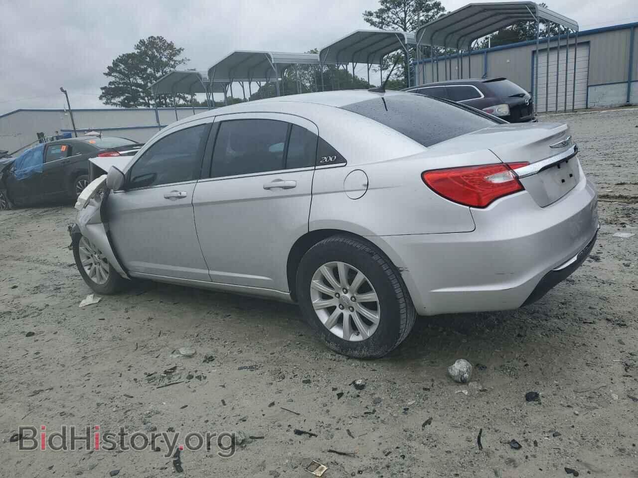 2011 CHRYSLER 200 - VIN: 1C3BC1FB4BN625378 - Фото 2
