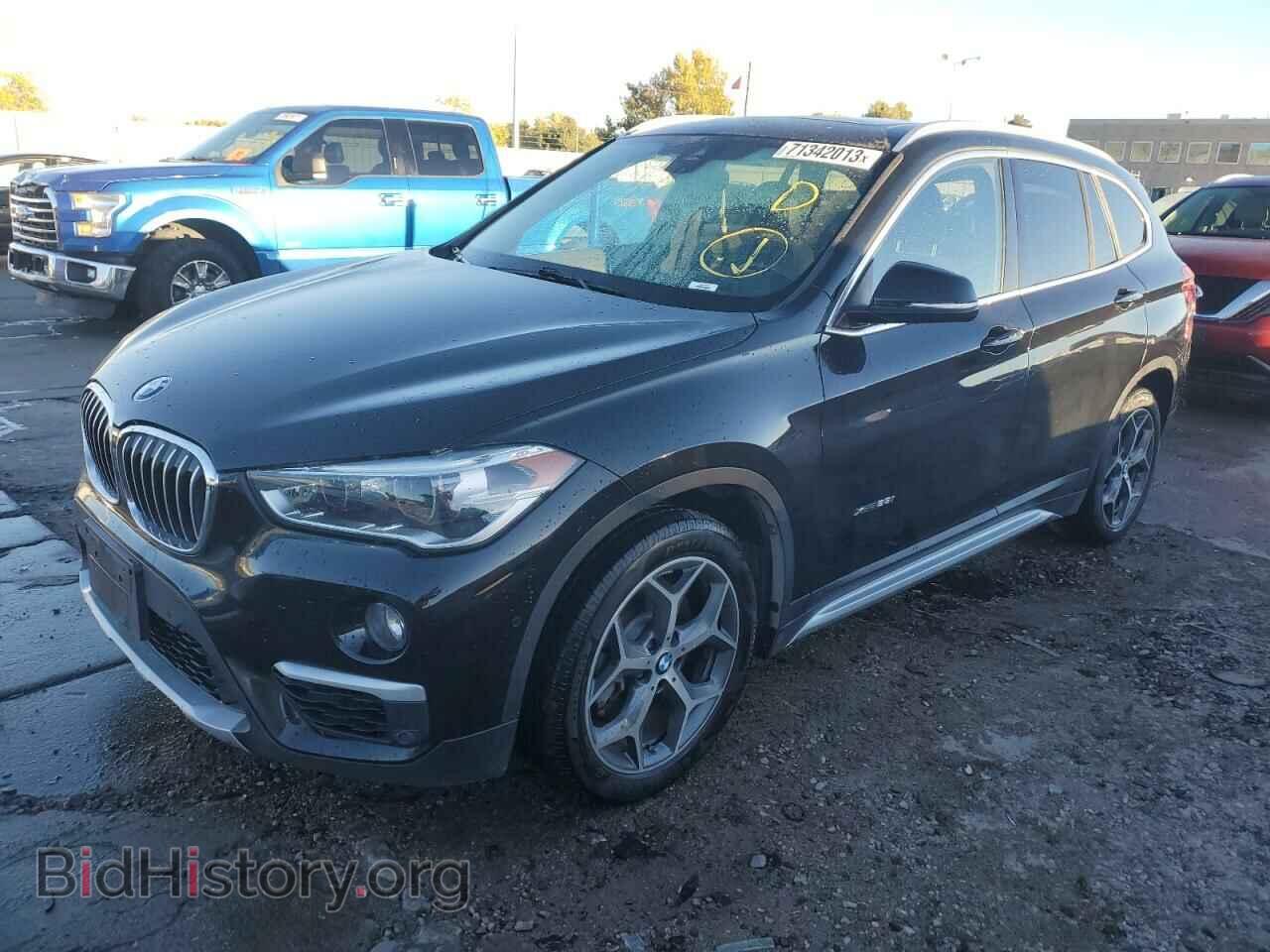 Photo WBXHT3Z33G4A51963 - BMW X1 2016