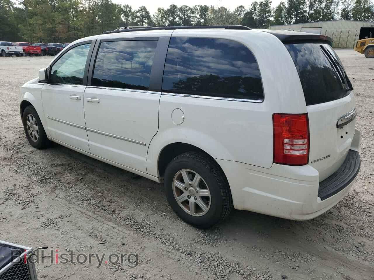 2010 CHRYSLER MINIVAN - VIN: 2A4RR5D10AR492902 - Фото 2