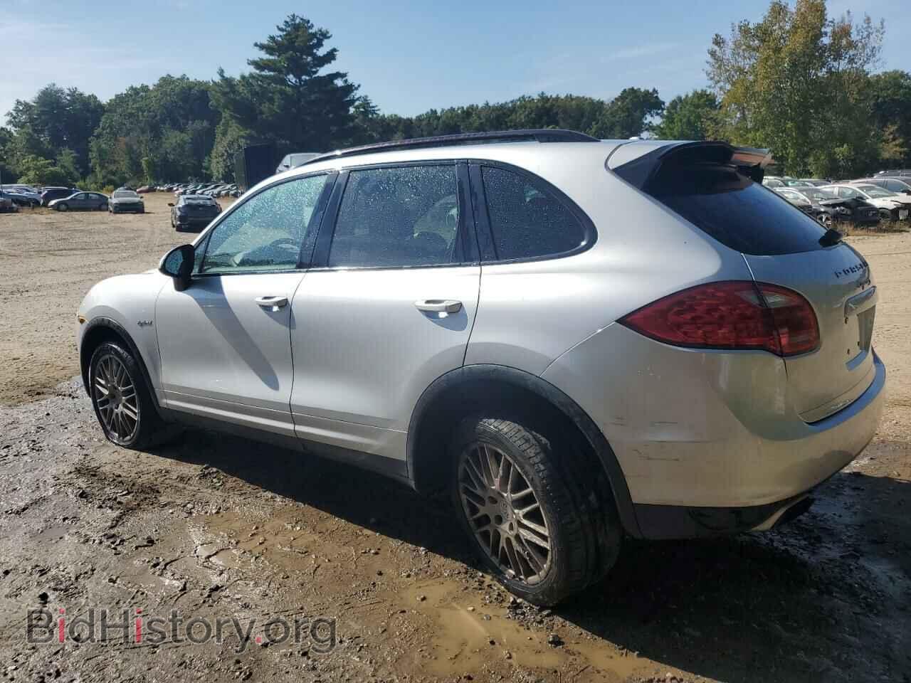 2011 PORSCHE CAYENNE - VIN: WP1AE3A29BLA92484 - Фото 2
