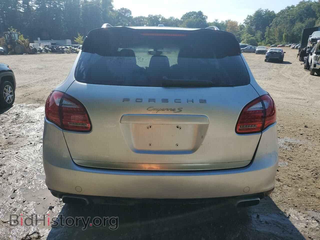 2011 PORSCHE CAYENNE - VIN: WP1AE3A29BLA92484 - Фото 6