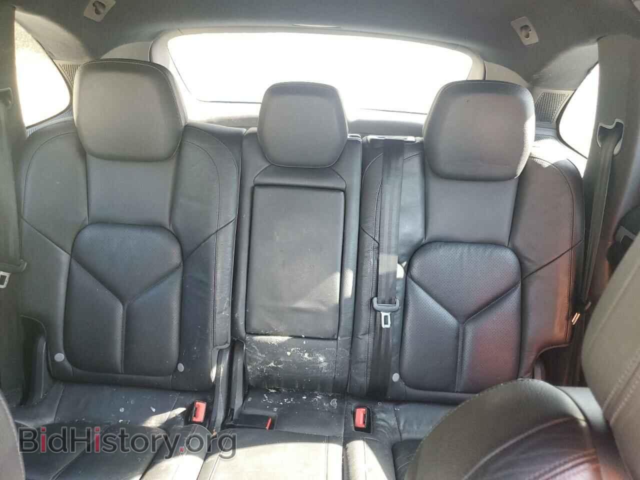 2011 PORSCHE CAYENNE - VIN: WP1AE3A29BLA92484 - Фото 10