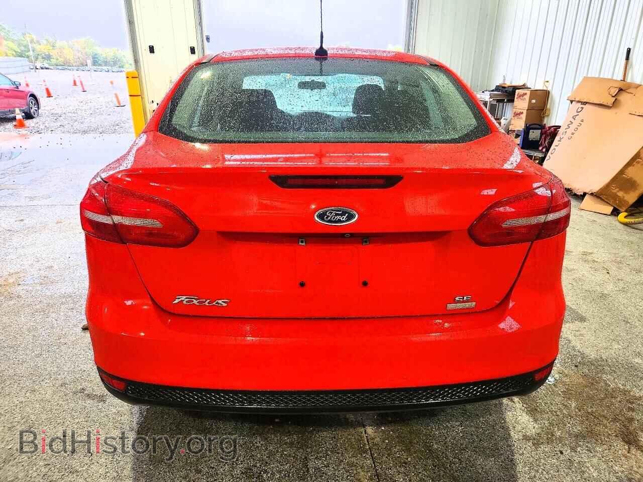 2016 Ford FOCUS (VIN 1FADP3FE7GL201992) — photo 6 of 14