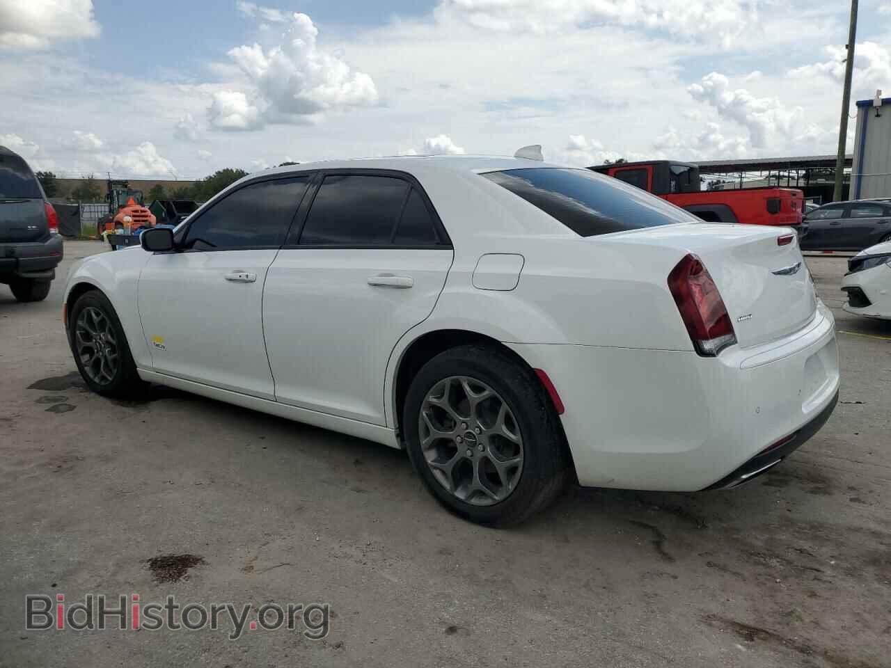 2016 CHRYSLER 300 - VIN: 2C3CCAGG5GH171138 - Фото 2
