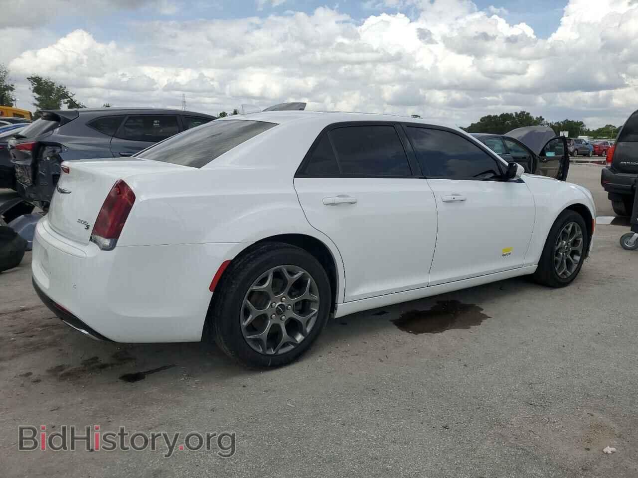 2016 CHRYSLER 300 - VIN: 2C3CCAGG5GH171138 - Фото 3