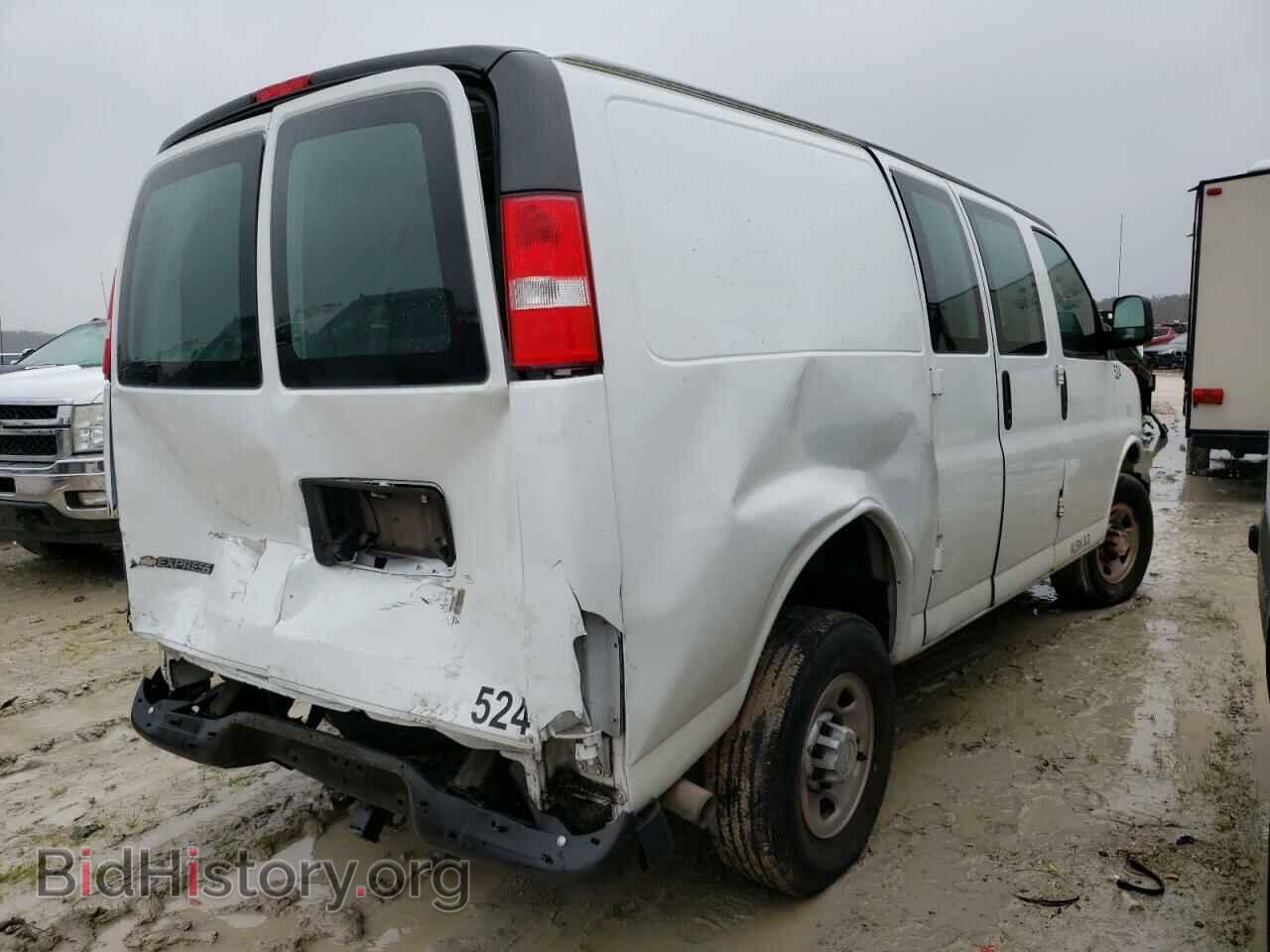 2019 CHEVROLET EXPRESS - VIN: 1GCWGAFP8K1368357 - Фото 3