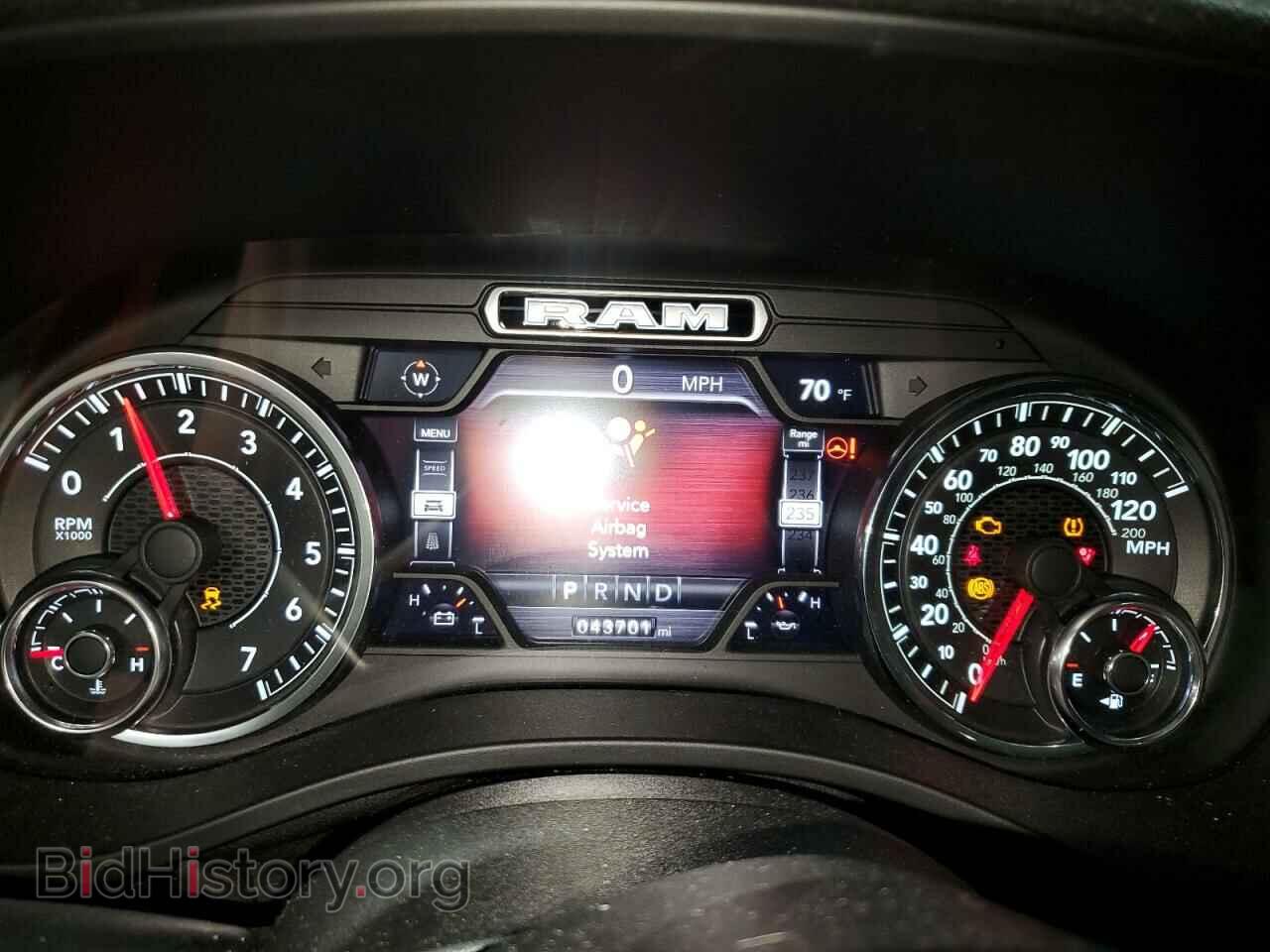 2021 RAM 1500 - VIN: 1C6SRFFT4MN759575 - Фото 9