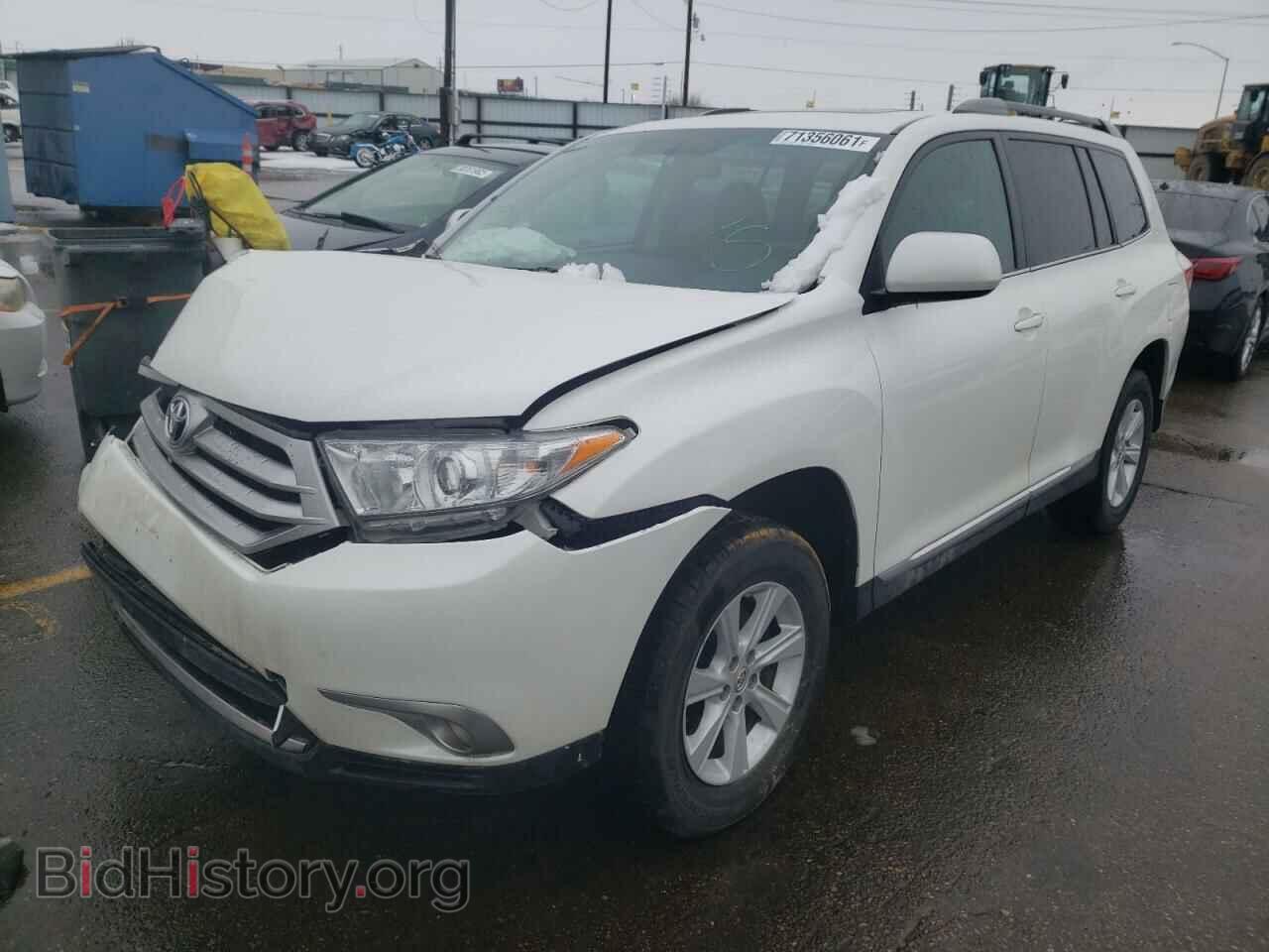 2012 TOYOTA HIGHLANDER - VIN: 5TDBK3EH4CS157180 - Фото 2