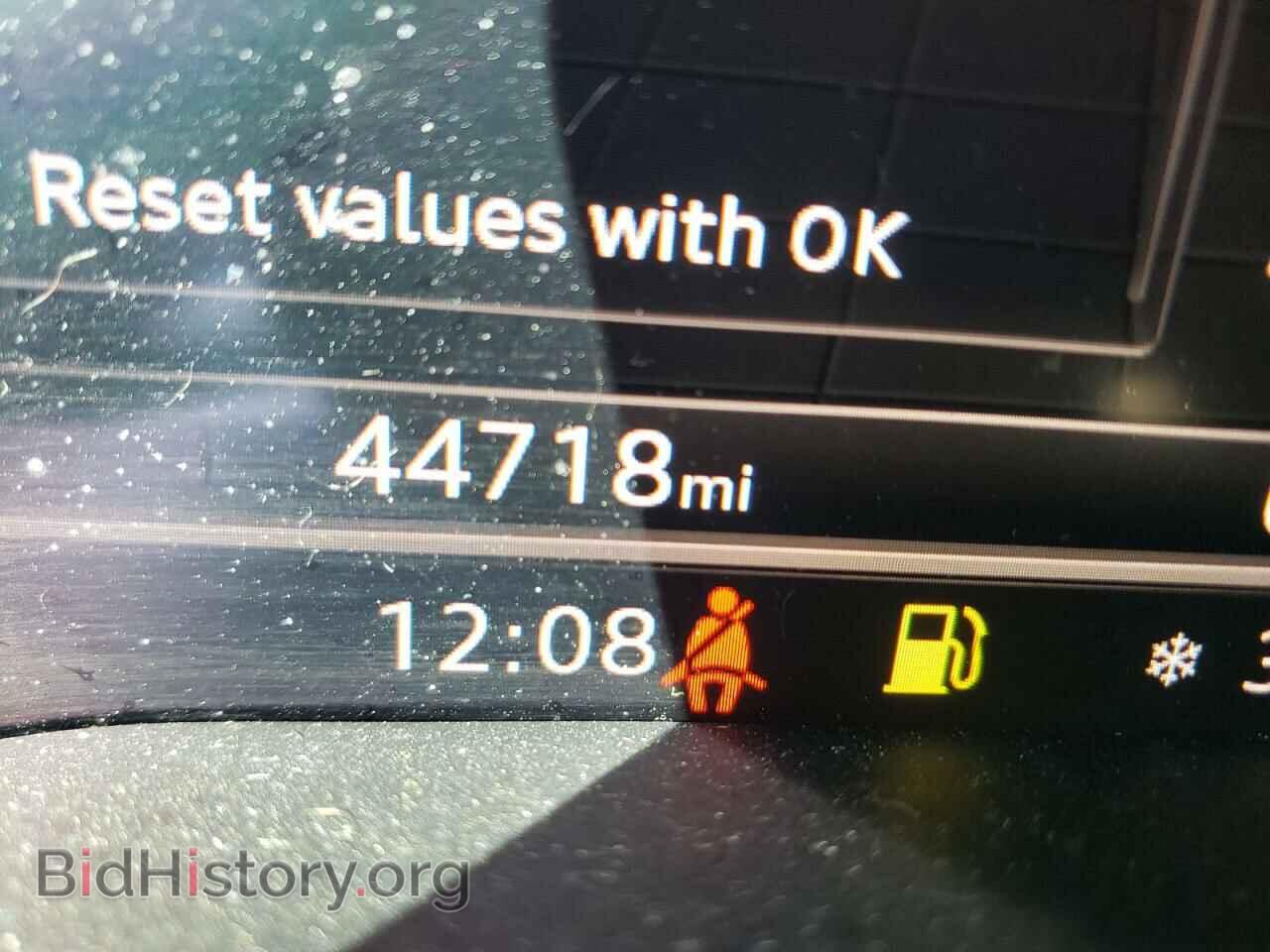 2017 AUDI A4 - VIN: WAUDNAF45HN041027 - Фото 8