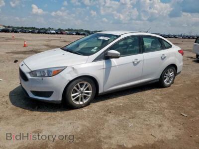 2016 Ford FOCUS SE, белый — VIN 1FADP3F29GL285674, Copart
