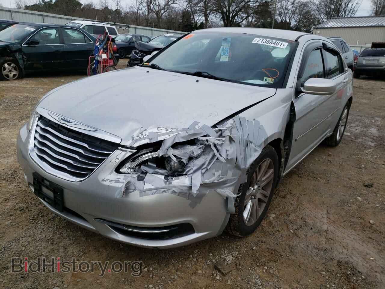 2012 CHRYSLER 200 - VIN: 1C3CCBBB6CN100842 - Фото 2